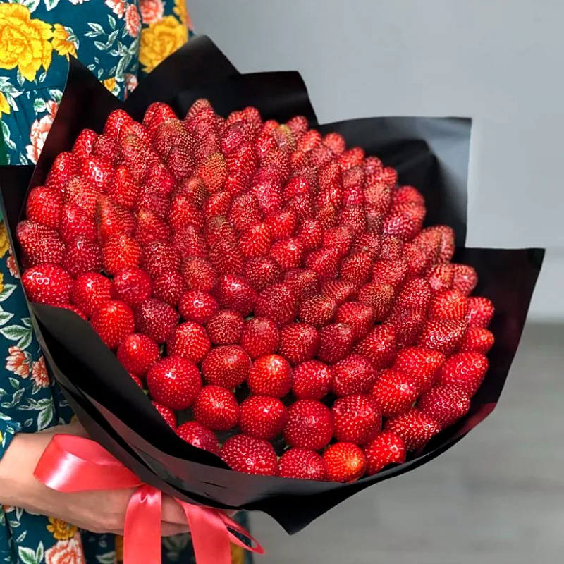 Букеты из клубники